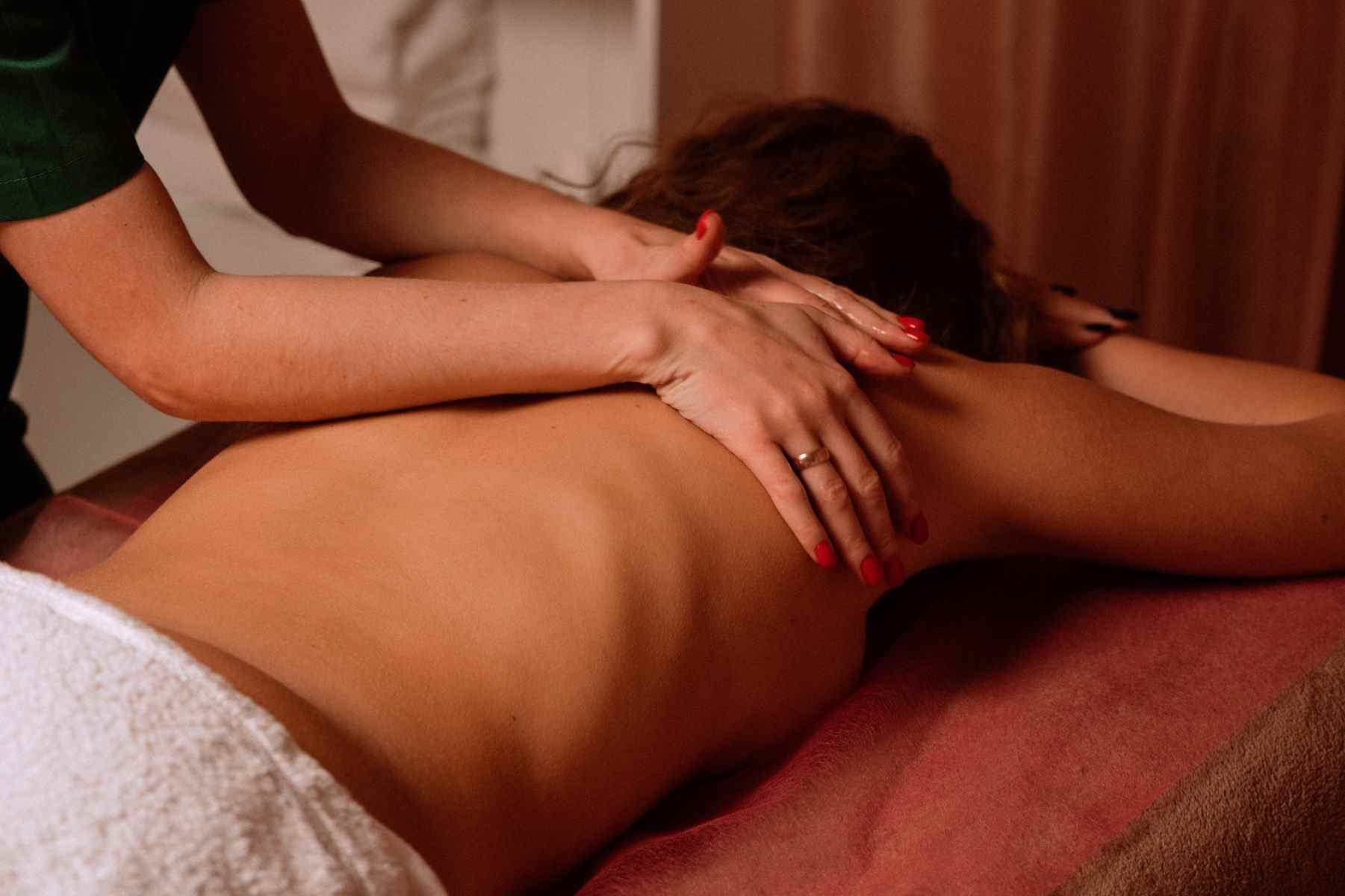 massage ayurvédique est une tradition indienne et libère l'énergie du corps et de l'esprit